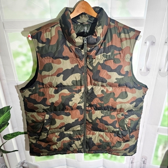 Lands' End Other - Lands'‎ End Camouflage Down Puffer Vest Mens XL Down Feather Filled Camo Vest